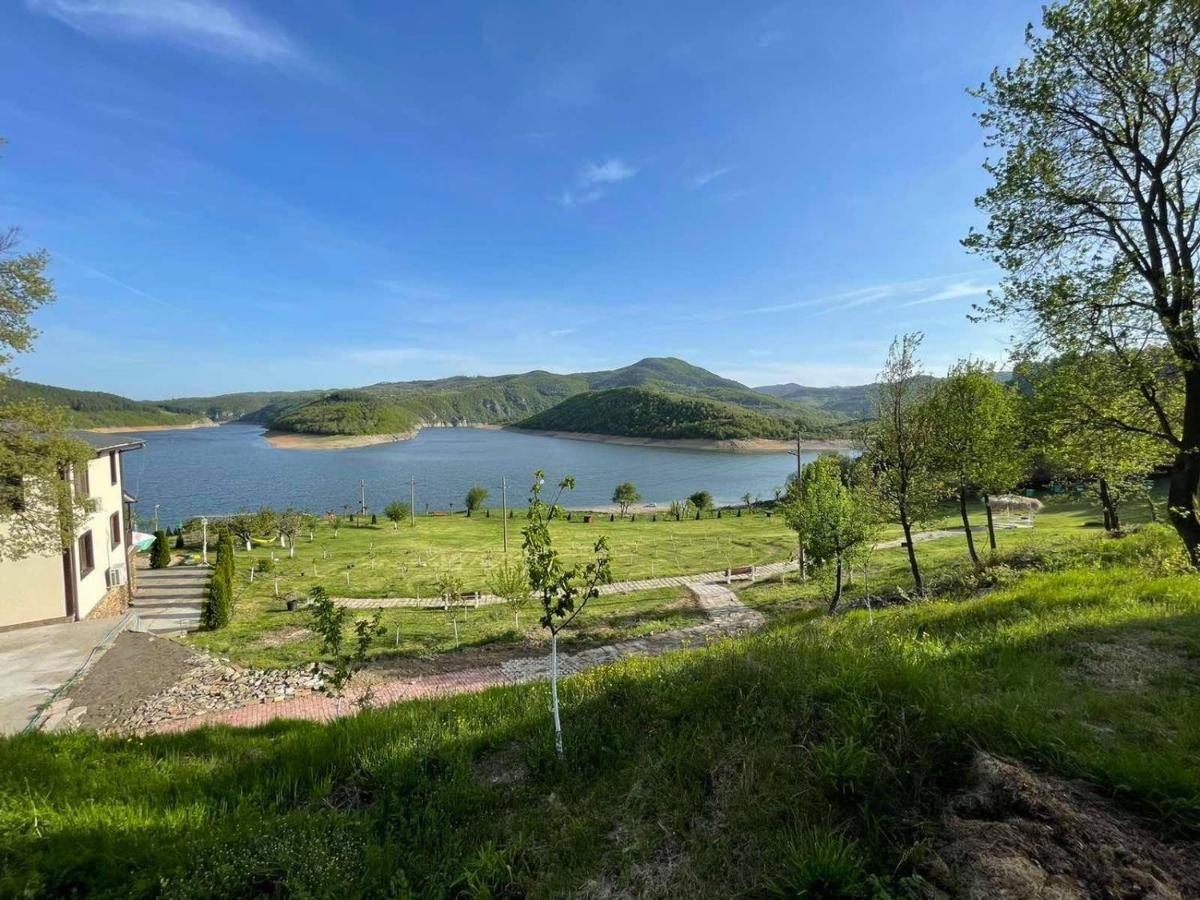 Family Hotel Borovitsa Pŭdartsi 外观 照片