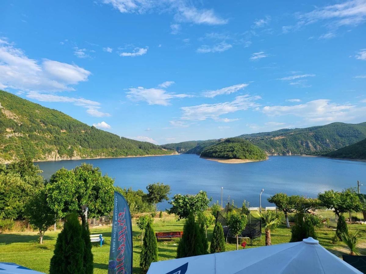 Family Hotel Borovitsa Pŭdartsi 外观 照片