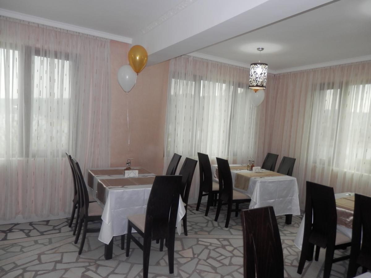 Family Hotel Borovitsa Pŭdartsi 外观 照片