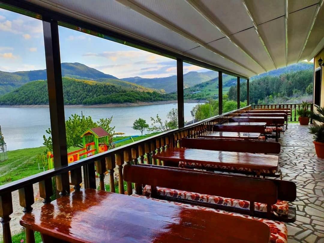 Family Hotel Borovitsa Pŭdartsi 外观 照片